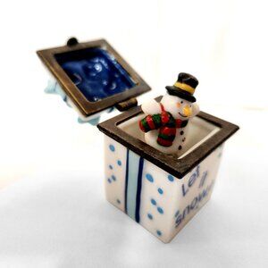 Porcelain Trinket Box Holiday Present Gift Snowman Christmas Vintage 1990s